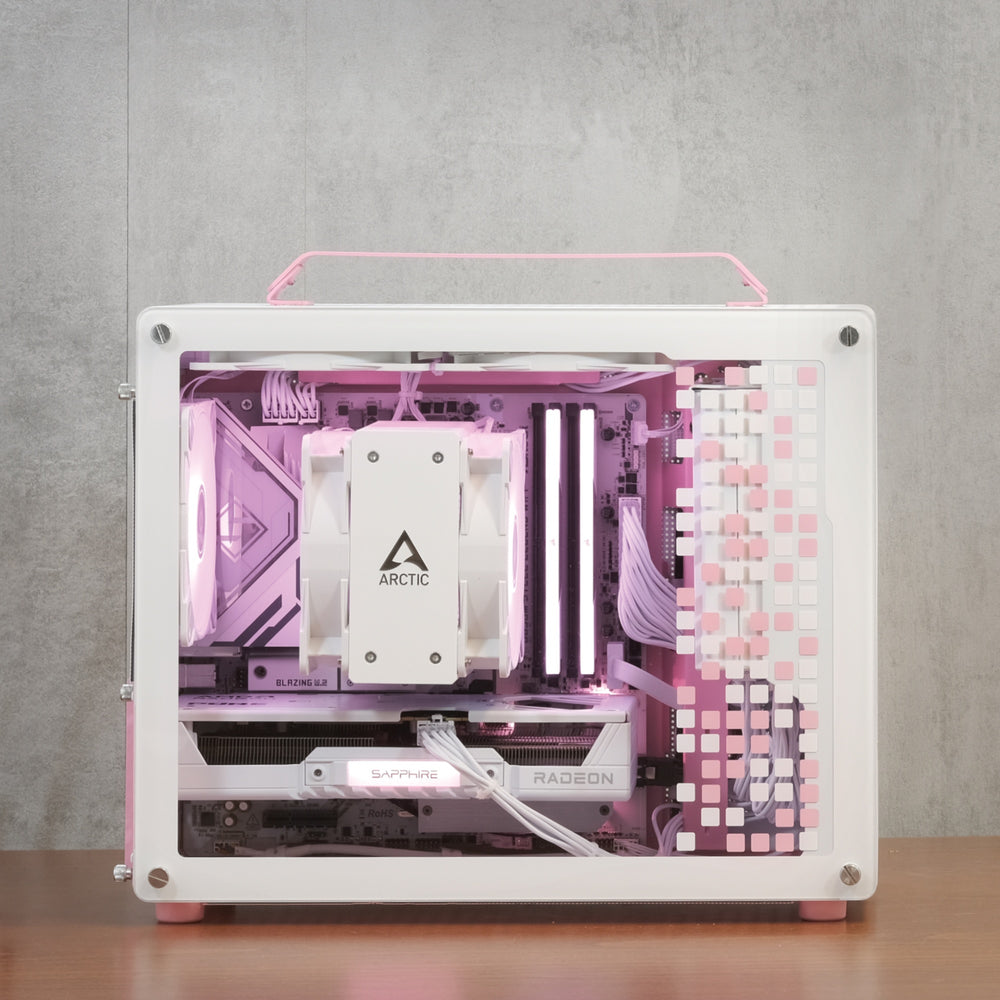 Kirby - 9600X, RX 9060 XT 16GB, 32GB, 1TB